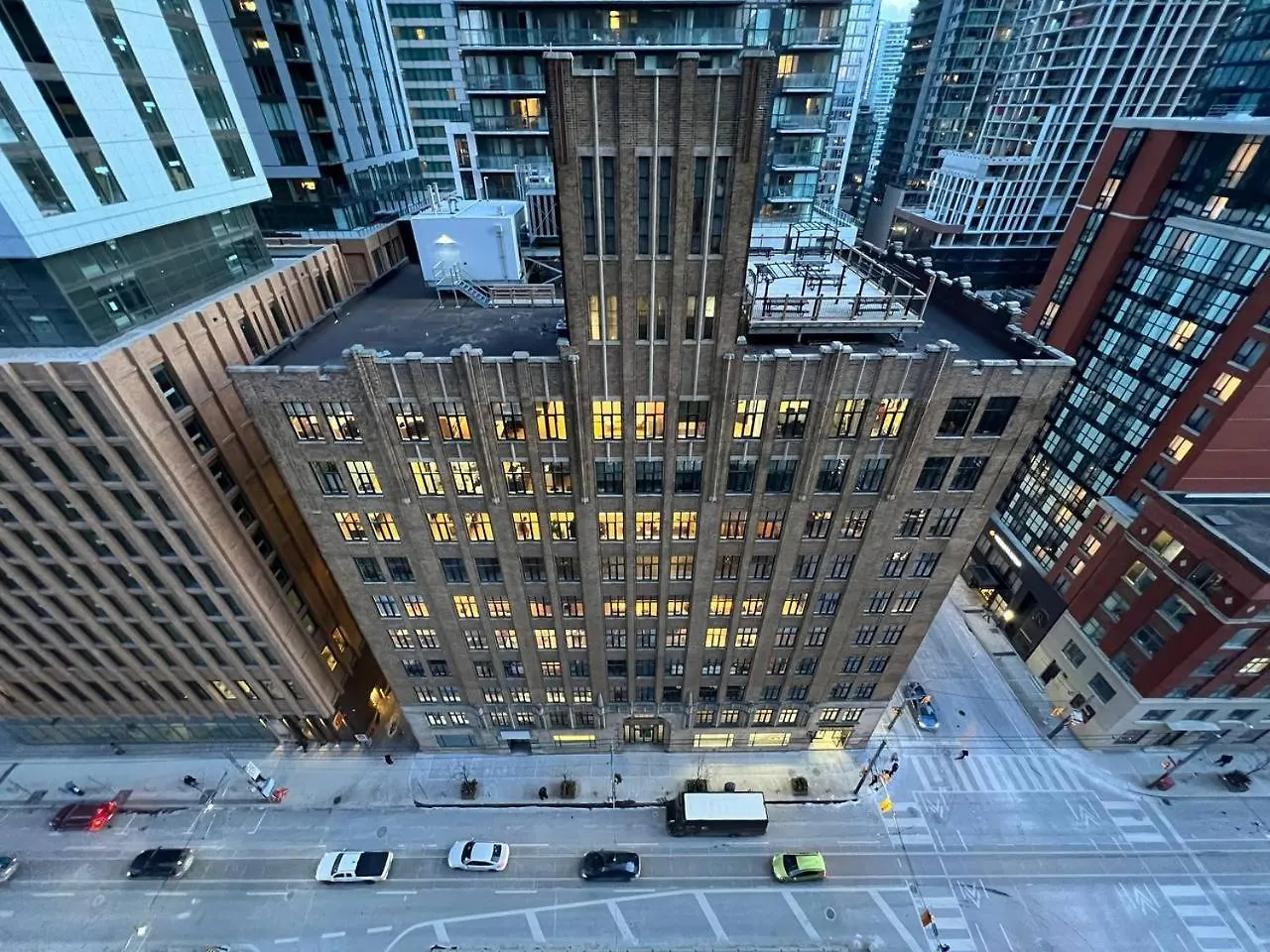 Modern Oasis In The Core Toronto 0*,  Canada